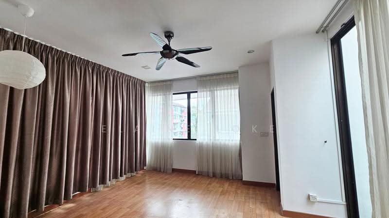 Rumah Teres untuk Dijual di Prima Selayang (Selayang) - Elaine Loke - Living Room - PropertyGuru.com.my