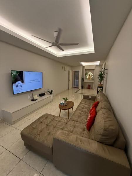 Kondominium untuk Dijual di Ketumbar Hill - KINKI CHAN - Living Room - PropertyGuru.com.my