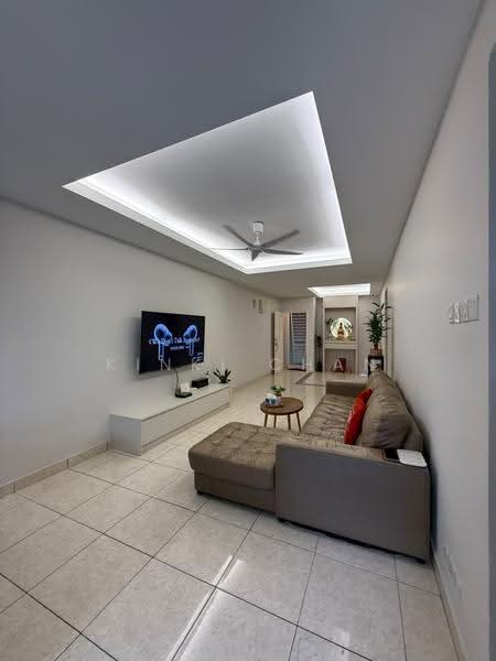 Kondominium untuk Dijual di Ketumbar Hill - KINKI CHAN - Living Room - PropertyGuru.com.my