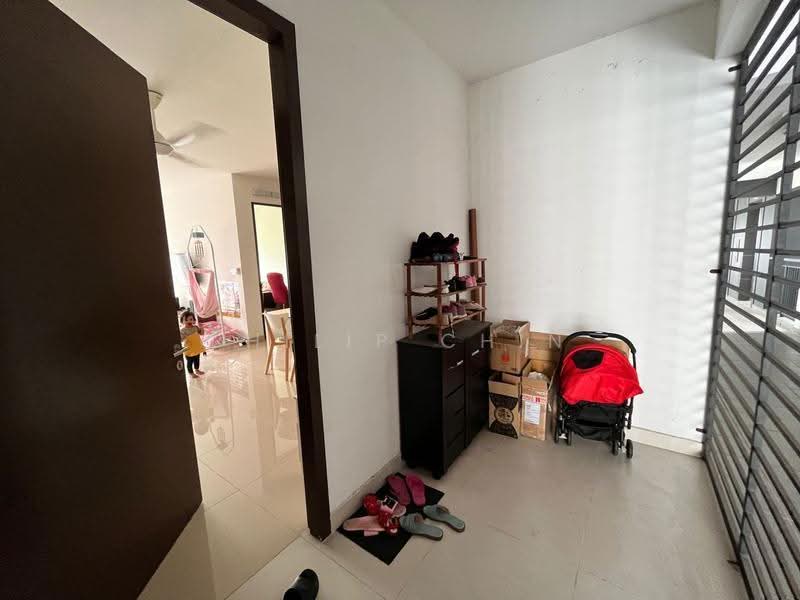 Kondominium untuk Dijual di Ken Rimba Condominium 1 - Philip Chin - Entrance - PropertyGuru.com.my
