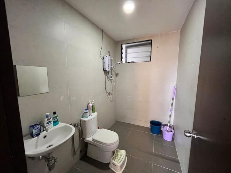 Kondominium untuk Dijual di Ken Rimba Condominium 1 - Philip Chin - Bathroom - PropertyGuru.com.my