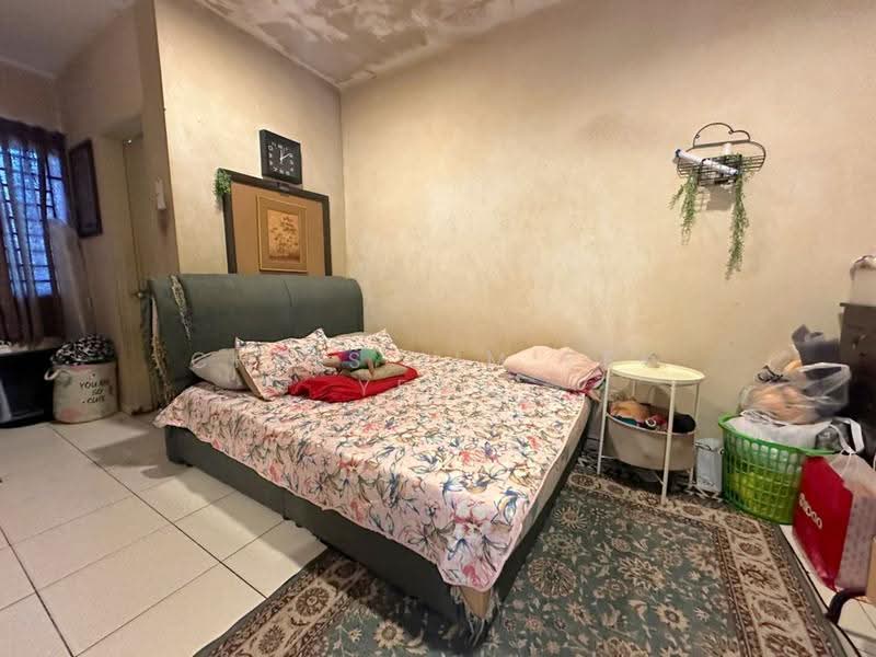 Rumah Bandar untuk Dijual di Kajang (Selangor) - Chris Lim Pek Yean - Bedroom - PropertyGuru.com.my