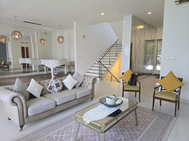Bungalow House for Rent in Sunway Rymba Hills (Petaling Jaya) - Wendy Lian - Living Room - PropertyGuru.com.my