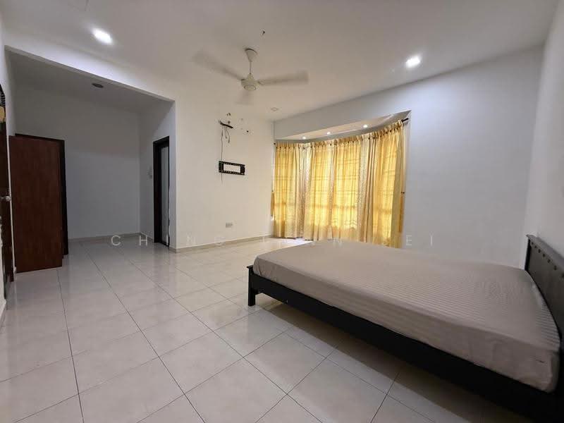 Semi-Detached House for Sale in Taman Merdeka (Batu Berendam) - Ching Linn Sei - Bedroom - PropertyGuru.com.my