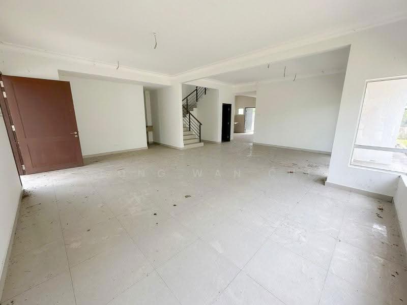 Rumah Berkembar untuk Dijual di Bandar Seri Coalfields (Sungai Buloh) - Yeong Wan Chi - Living Room - PropertyGuru.com.my