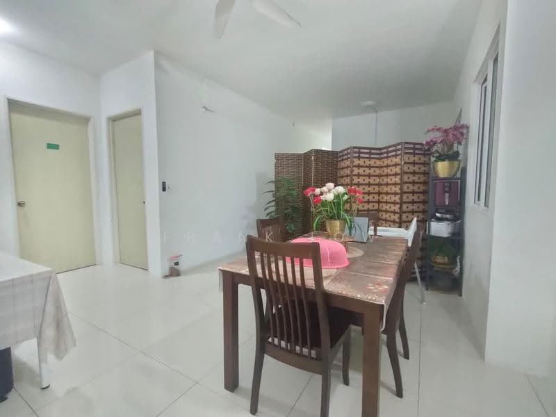 Kondominium untuk Dijual di The Clovers - Frank Low - Dining Room - PropertyGuru.com.my