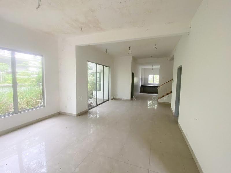 Semi-Detached House for Sale in Sungai Buloh (Selangor) - Yeong Wan Chi - Living Room - PropertyGuru.com.my