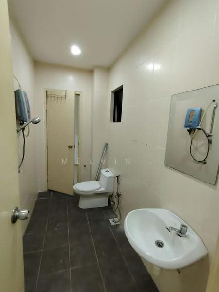 Rumah Teres 2-Tingkat untuk Disewa di Cheras (Selangor) - Melvin . - Bathroom - PropertyGuru.com.my