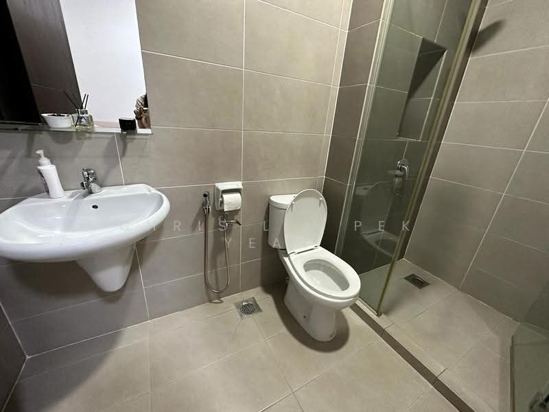 Semi-Detached House for Sale in Kajang (Selangor) - Chris Lim Pek Yean - Bathroom - PropertyGuru.com.my