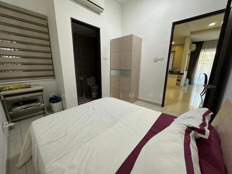 Semi-Detached House for Sale in Kajang (Selangor) - Chris Lim Pek Yean - Bedroom - PropertyGuru.com.my