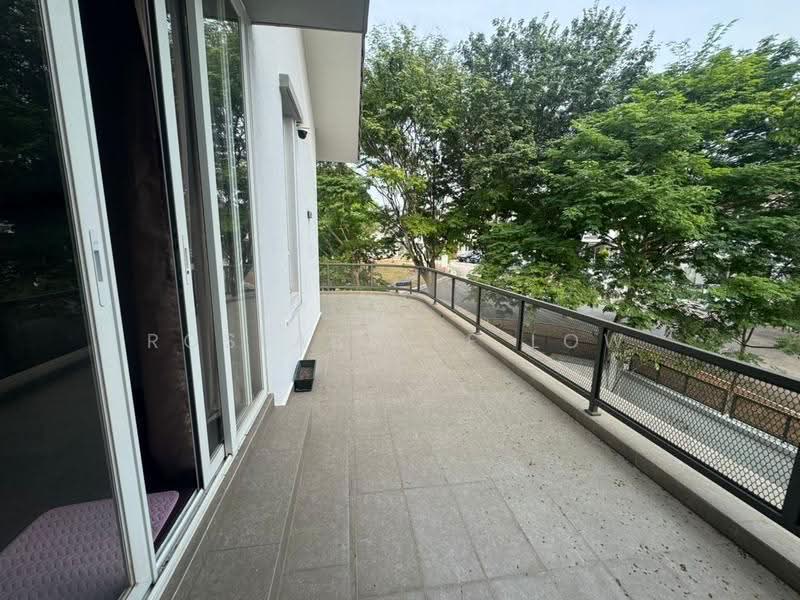 Semi-Detached House for Sale in Bandar Bukit Puchong (Puchong) - Roseabelle Low - Balcony - PropertyGuru.com.my