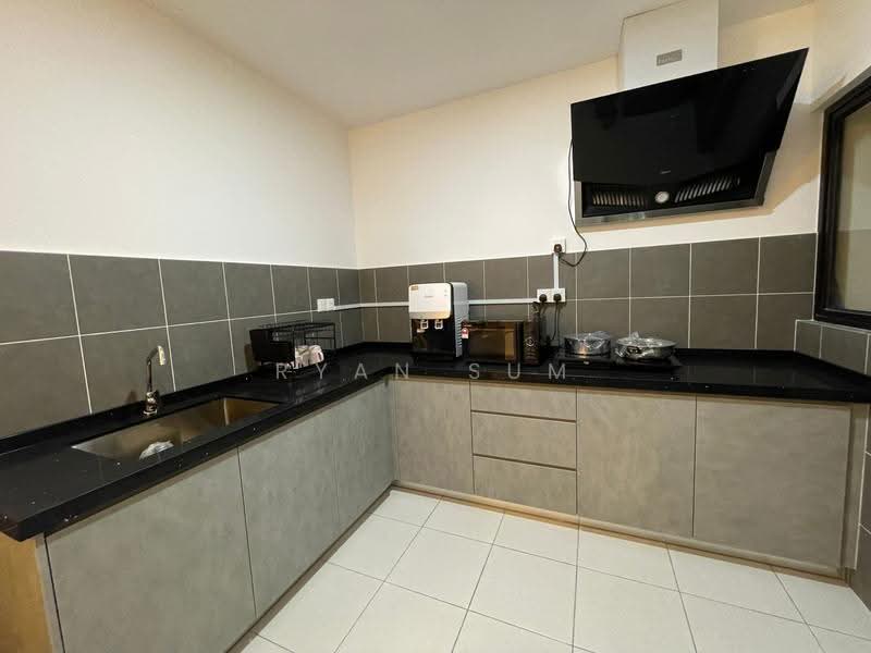 Kediaman Servis untuk Disewa di The Netizen - Ryan Sum - PropertyGuru.com.my