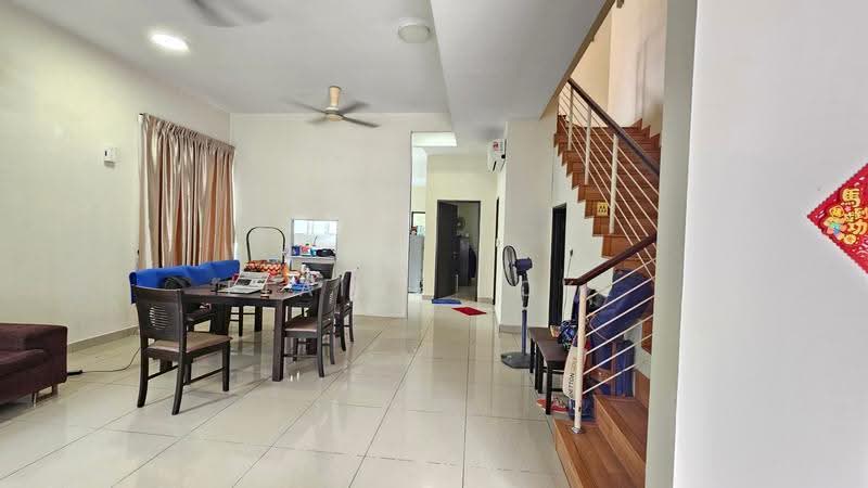 Rumah Teres 3-Tingkat untuk Dijual di Prima Selayang (Selayang) - Elaine Loke - Living Room - PropertyGuru.com.my