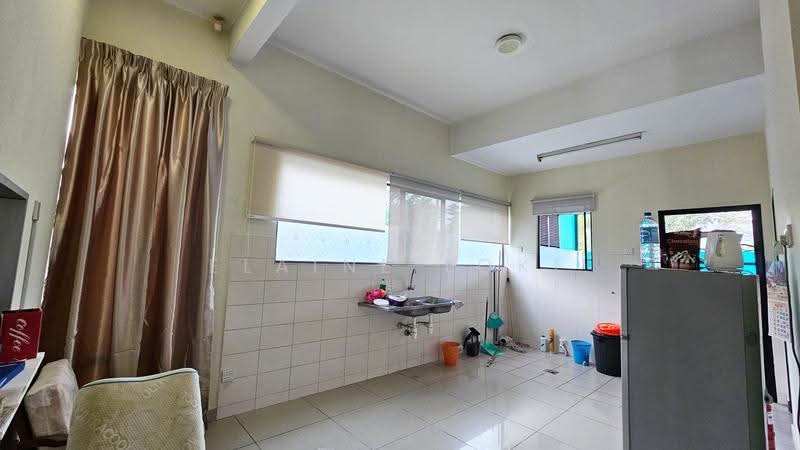Rumah Teres 3-Tingkat untuk Dijual di Prima Selayang (Selayang) - Elaine Loke - Kitchen - PropertyGuru.com.my