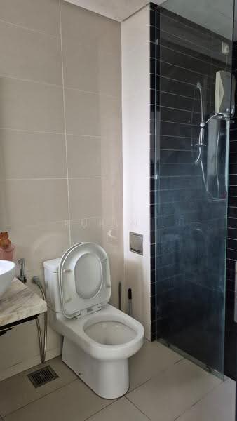 Kediaman Servis untuk Disewa di Centrus Soho - Ruben . - Bathroom - PropertyGuru.com.my