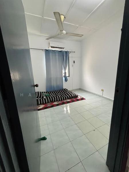 2-storey Terraced House for Sale in Pandan Perdana (Cheras) - Hairul Ramli - Bedroom - PropertyGuru.com.my