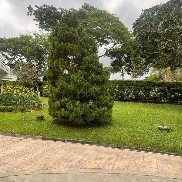 Bungalow House for Sale in Leisure Farm (Gelang Patah) - Tan Kai Lun - Garden - PropertyGuru.com.my