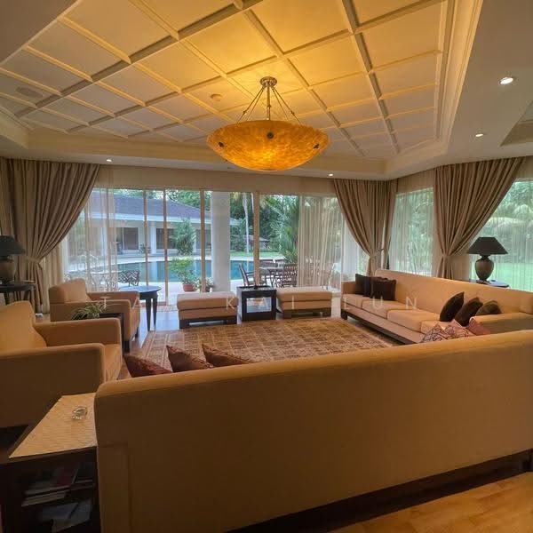 Bungalow House for Sale in Leisure Farm (Gelang Patah) - Tan Kai Lun - Living Room - PropertyGuru.com.my