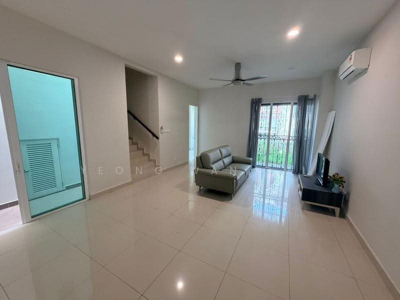 Rumah Teres 2-Tingkat untuk Dijual di Setia Eco Templer (Rawang) - Yeong Wan Chi - Living Room - PropertyGuru.com.my