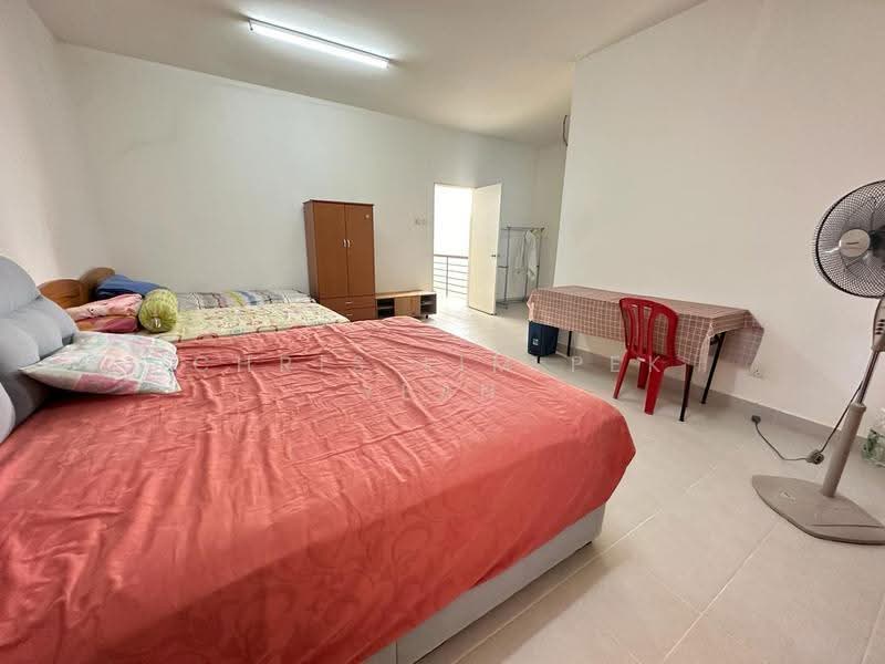 Rumah Teres untuk Dijual di Bandar Mahkota Cheras (Cheras) - Chris Lim Pek Yean - Bedroom - PropertyGuru.com.my