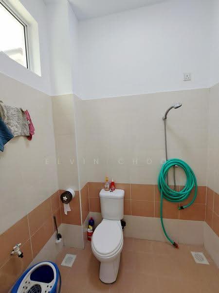 Semi-Detached House for Rent in Bukit Mertajam (Penang) - Elvin Choo - Bathroom - PropertyGuru.com.my