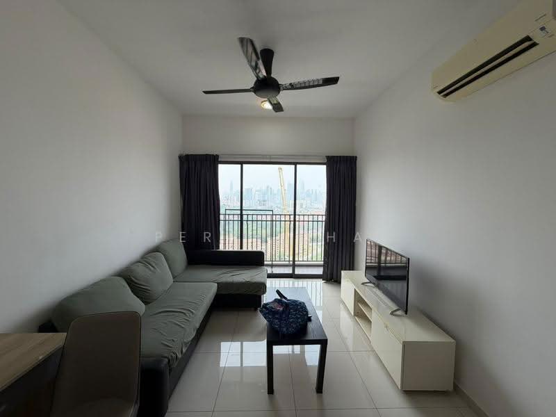 Kediaman Servis untuk Disewa di Seasons Garden Residences - Perry Chai - Living Room - PropertyGuru.com.my