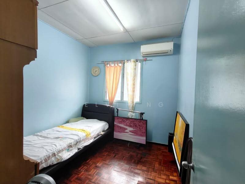 Rumah Teres 2-Tingkat untuk Dijual di Taman Seri Bahagia (Cheras) - Kelvin Ng - Bedroom - PropertyGuru.com.my