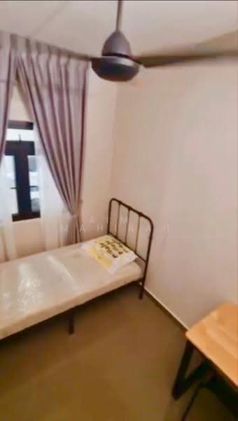 Rumah Teres 2-Tingkat untuk Dijual di Pandan Indah (Ampang) - Aimi Mahirah - Bedroom - PropertyGuru.com.my