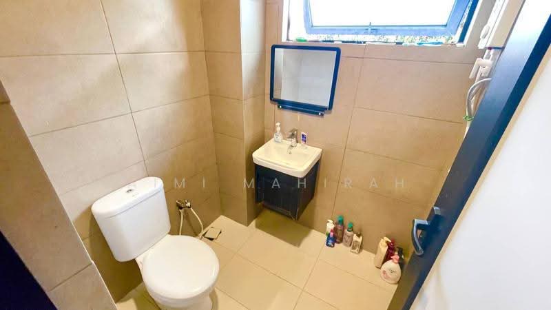Rumah Teres 2-Tingkat untuk Dijual di Pandan Indah (Ampang) - Aimi Mahirah - Bathroom - PropertyGuru.com.my