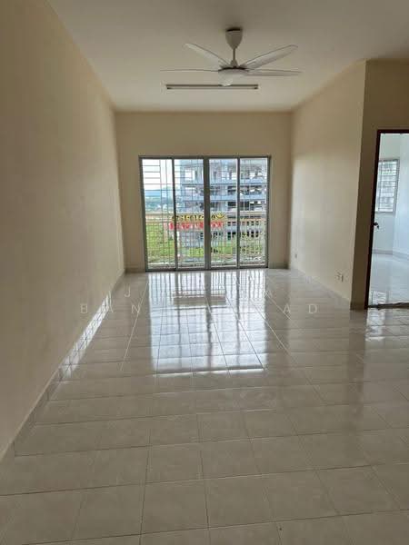 Apartment for Rent at Puteri Bayu Apartment - Jaleela Banu Ahmad - Living Room - PropertyGuru.com.my