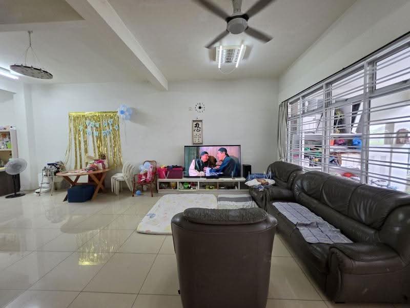 2-storey Terraced House for Sale in Ulu Tiram (Johor) - Jovel Lim - Living Room - PropertyGuru.com.my