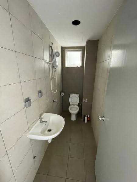 Condominium for Rent at Platinum OUG Residence - JJ Lim - Bathroom - PropertyGuru.com.my