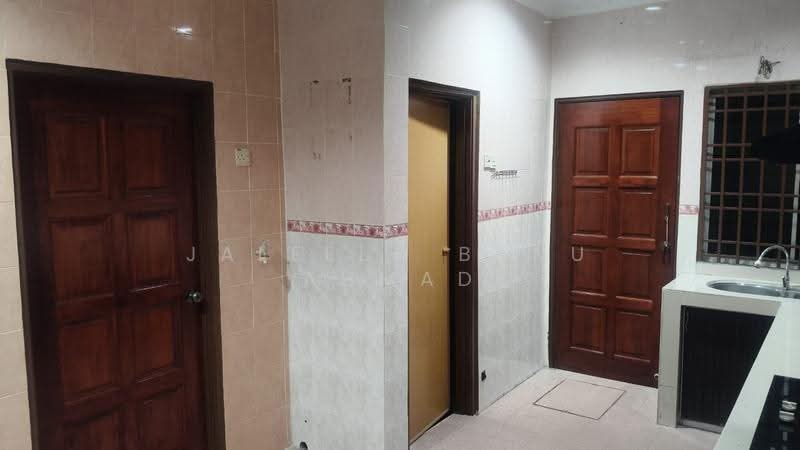 2-storey Terraced House for Rent in Klang (Selangor) - Jaleela Banu Ahmad - Kitchen - PropertyGuru.com.my
