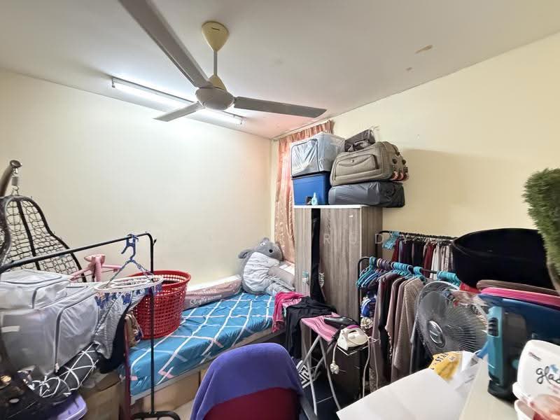 1-storey Terraced House for Sale in Taman Gadong Putra (Labu) - Shaiful Rudy - Bedroom - PropertyGuru.com.my