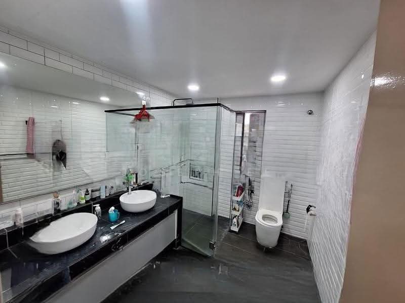 3-storey Terraced House for Rent in Sierramas (Sungai Buloh) - Joseph Ee - Bathroom - PropertyGuru.com.my