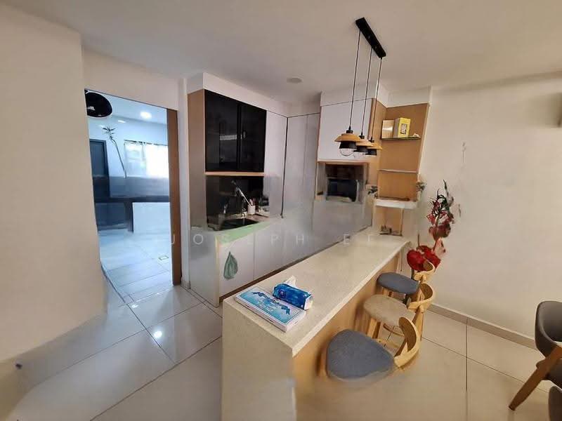 3-storey Terraced House for Rent in Sierramas (Sungai Buloh) - Joseph Ee - Kitchen - PropertyGuru.com.my