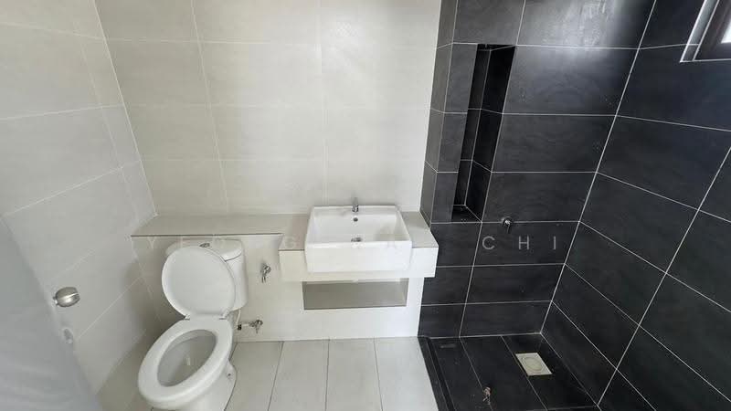 Rumah Teres 2-Tingkat untuk Dijual di Eco Grandeur (Puncak Alam) - Yeong Wan Chi - PropertyGuru.com.my