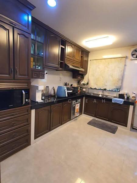 2-storey Terraced House for Sale in Permas Jaya (Johor) - Andy Cheah - Kitchen - PropertyGuru.com.my