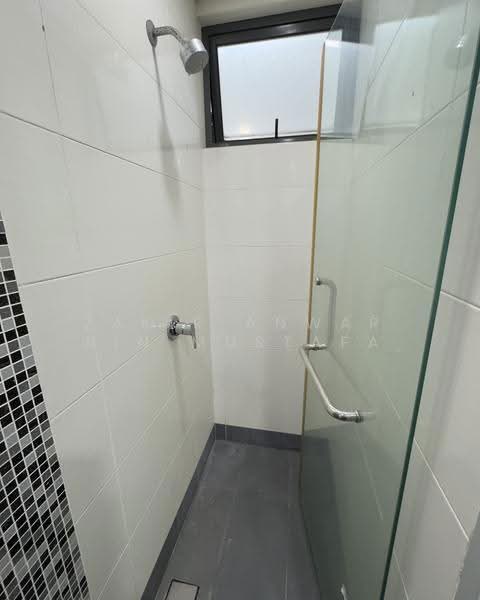 Service Residence for Sale at Acappella Residences - Zakir Anwar Bin Mustafa - Master Bathroom - PropertyGuru.com.my