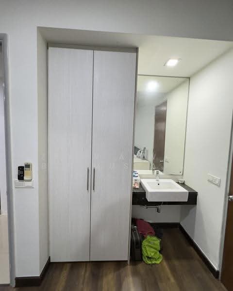 Service Residence for Sale at Acappella Residences - Zakir Anwar Bin Mustafa - Master Bedroom Sink - PropertyGuru.com.my