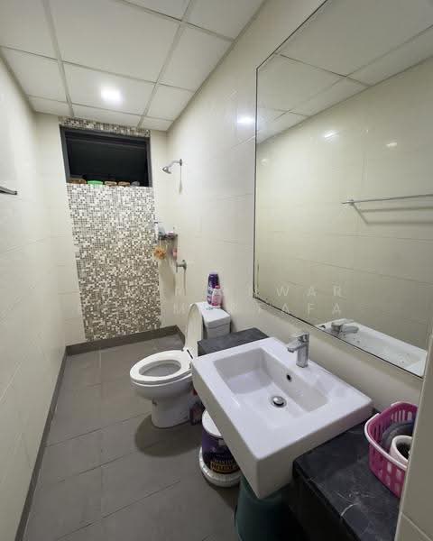 Service Residence for Sale at Acappella Residences - Zakir Anwar Bin Mustafa - Bathroom 2 - PropertyGuru.com.my