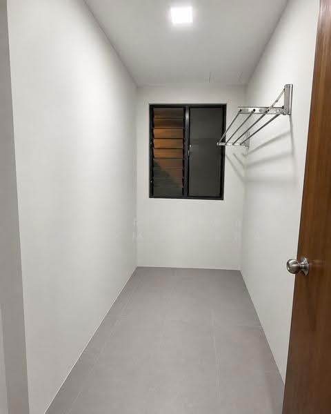 Service Residence for Sale at Acappella Residences - Zakir Anwar Bin Mustafa - Kitchen Yard / Laundry Area - PropertyGuru.com.my