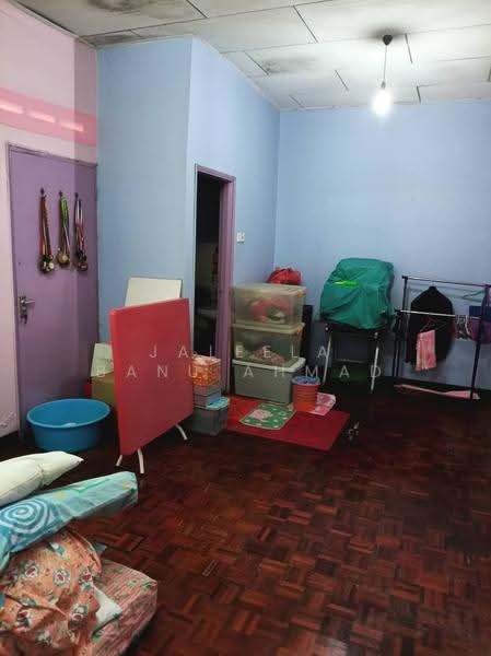 Retail Space for Sale in Klang (Selangor) - Jaleela Banu Ahmad - Interior - PropertyGuru.com.my