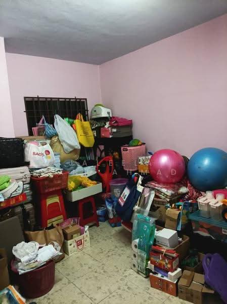 Retail Space for Sale in Klang (Selangor) - Jaleela Banu Ahmad - Interior - PropertyGuru.com.my