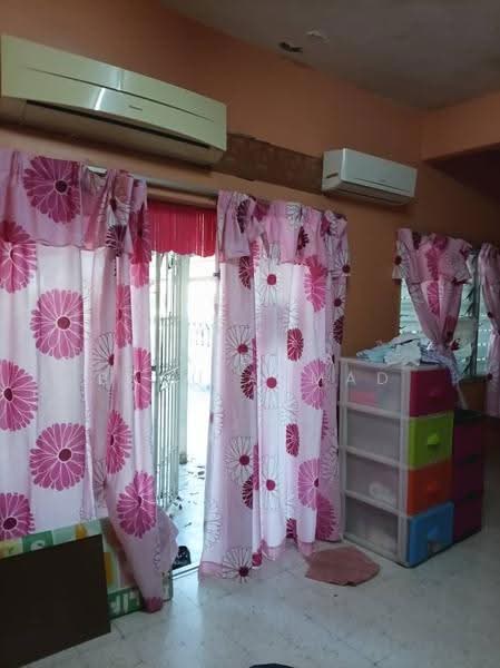 Retail Space for Sale in Klang (Selangor) - Jaleela Banu Ahmad - Interior - PropertyGuru.com.my