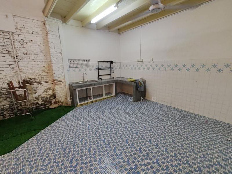 Shop for Rent in Melaka City (Melaka) - Gigi Wong - Kitchen - PropertyGuru.com.my