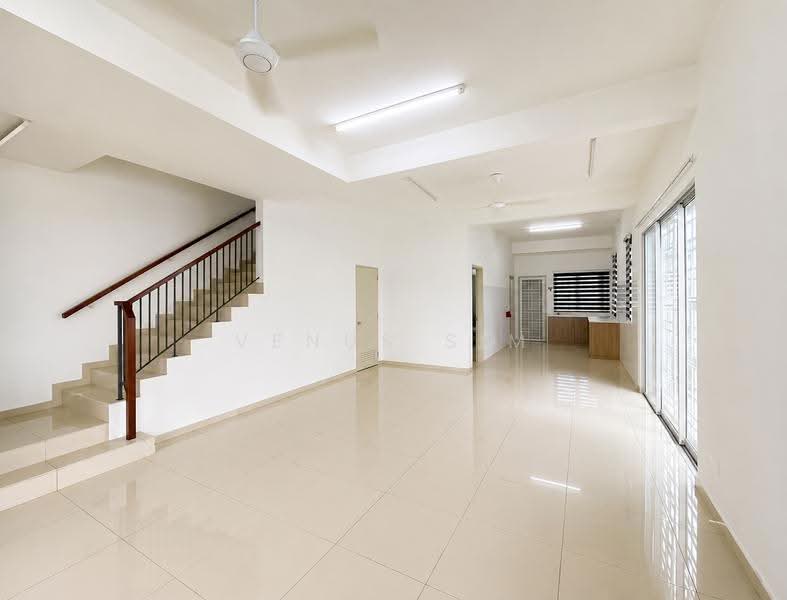 Rumah Teres 2-Tingkat untuk Disewa di Bandar Rimbayu (Telok Panglima Garang) - Venus Sim - Interior - PropertyGuru.com.my