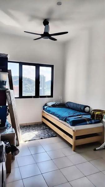 Kondominium untuk Dijual di Upperville @ 16 Quartz - Elaine Loke - Bedroom - PropertyGuru.com.my