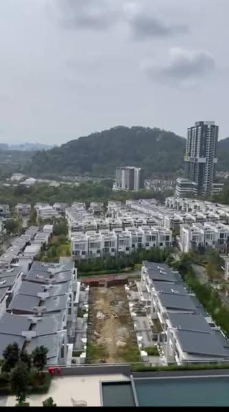 Kondominium untuk Dijual di Upperville @ 16 Quartz - Elaine Loke - Exterior - PropertyGuru.com.my