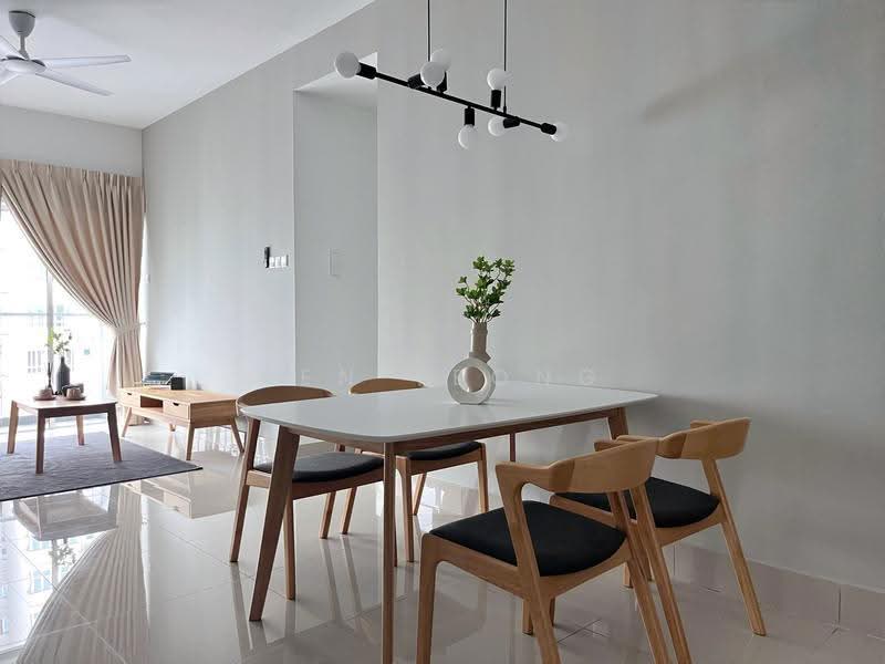 Service Residence for Sale at Serviced Residence @ Razak City Residences (RC Residences) - Ben Yeong - Dining Room - PropertyGuru.com.my